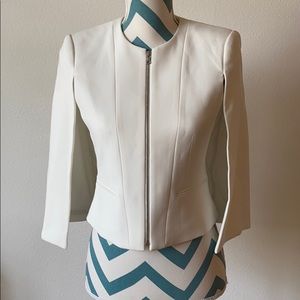 White cape blazer bcbg